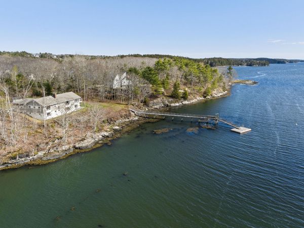 23 Indian Hill Road, Boothbay, ME 04537