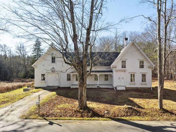 113 Lower Round Pond Road, Bristol, ME 04539