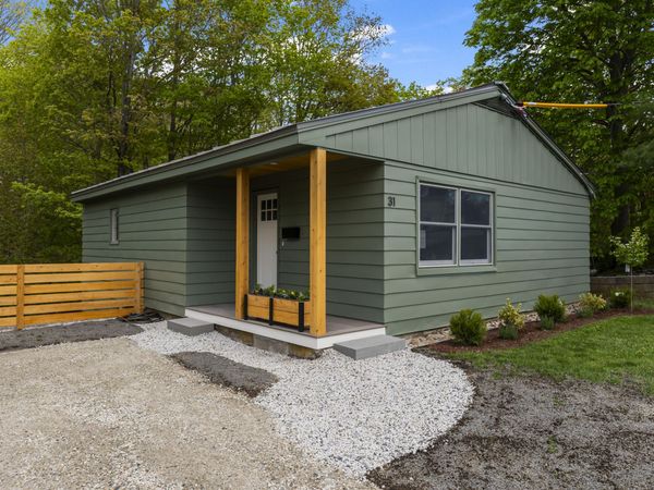 31 Main Street , Kittery, ME 03904
