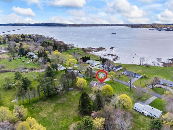 12 Samoset Road , Rockland, ME 04841