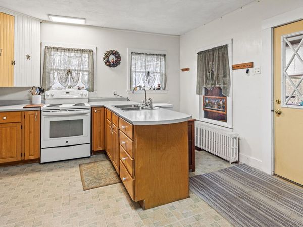 1088 South Street , Dover-Foxcroft, ME 04426