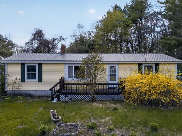 62 North Street , Mechanic Falls, ME 04256