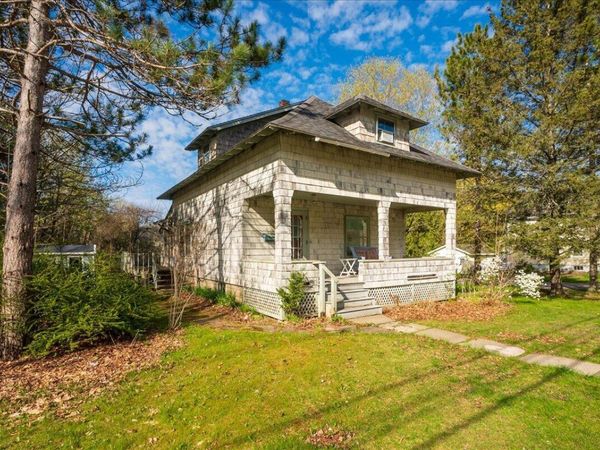 106 Washington Street , Camden, ME 04843