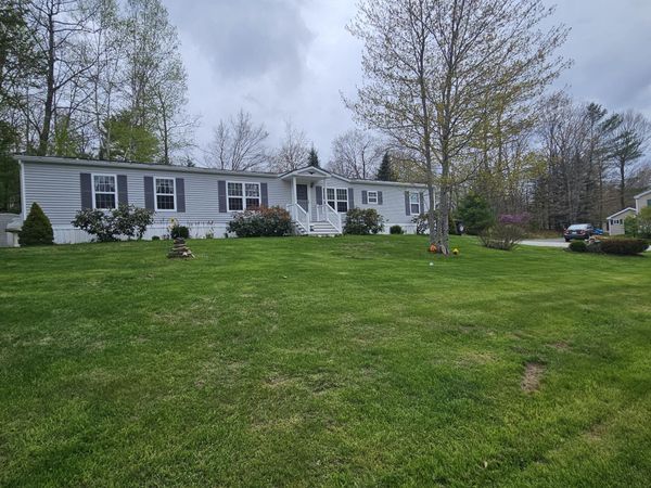 4 Hilltop Court , Turner, ME 04282