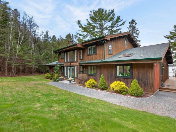 24 Split Rock Way , Penobscot, ME 04476