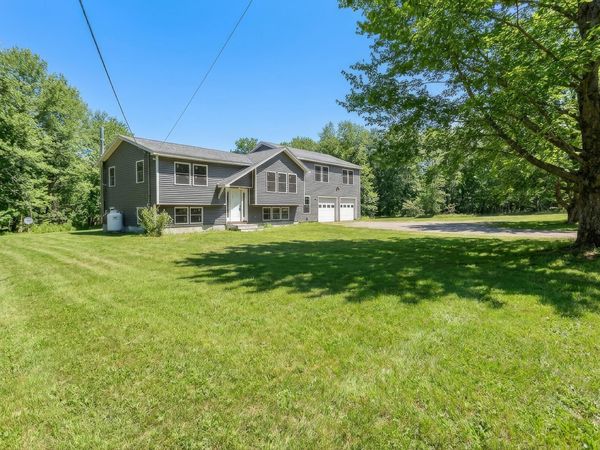 866 S Strong Road, Strong, ME 04983