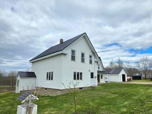 866 Main Street , Lincoln, ME 04457