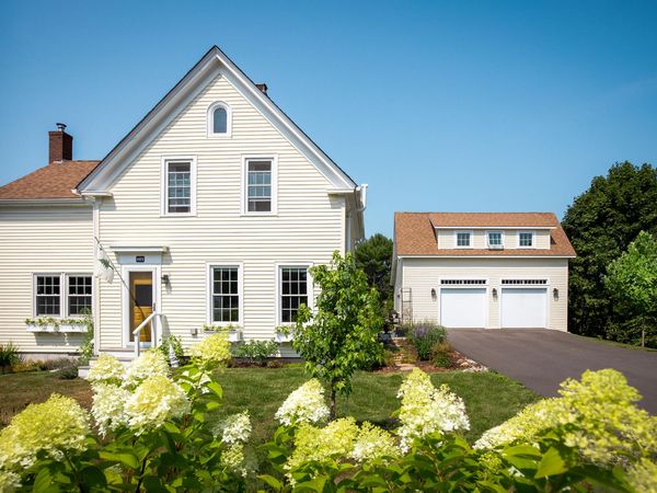 683 Spruce Head Road , South Thomaston, ME 04858