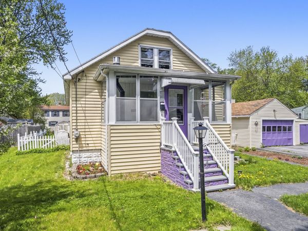 62 Dorset Street, Portland, ME 04102