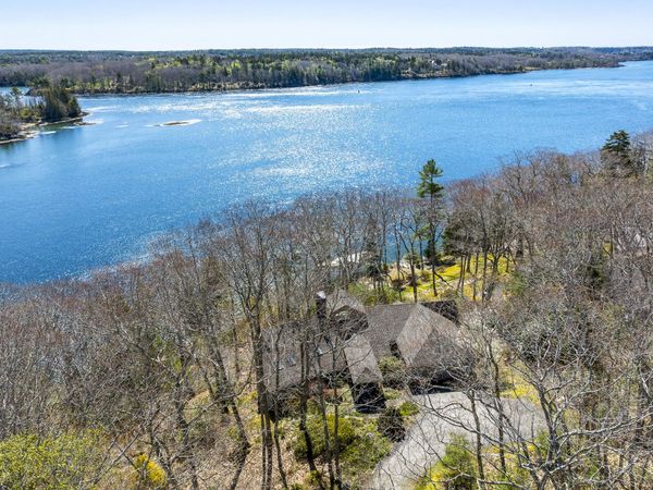 127 Firth Drive, Boothbay, ME 04537