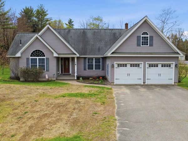 46 Longwood Drive, Gardiner, ME 04345