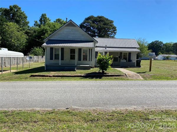306 Howell Street , Cherryville, NC 28021