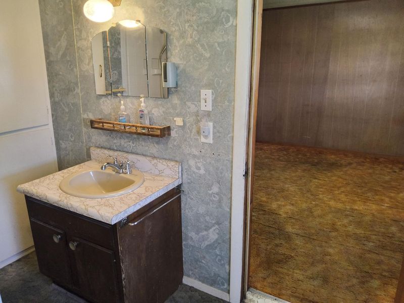 157 E Second Street, Rockford, OH 45882 Photo 30