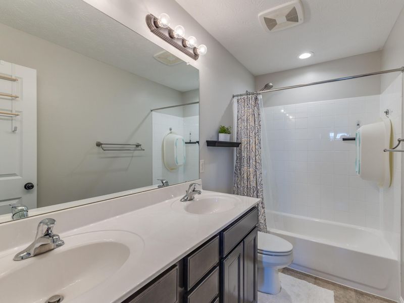 4161 Spicebush Drive, Tipp City, OH 45371 Photo 25