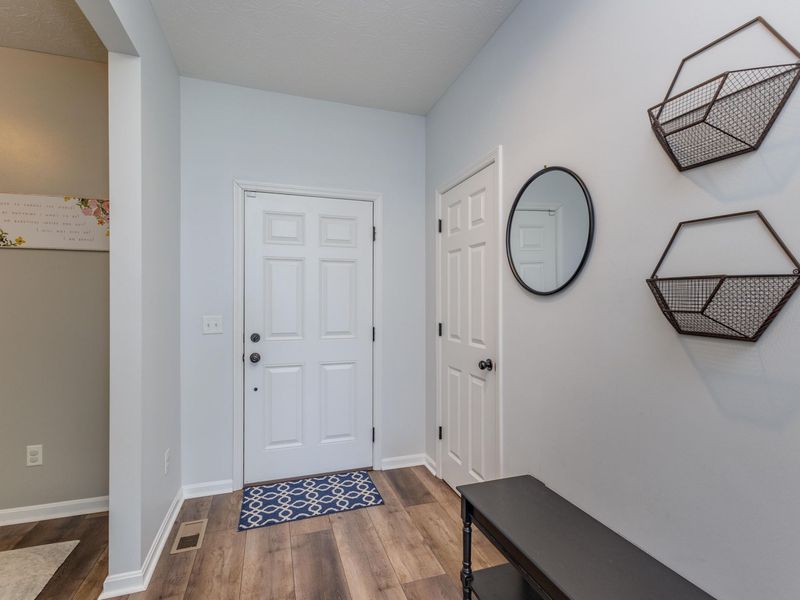 4161 Spicebush Drive, Tipp City, OH 45371 Photo 5