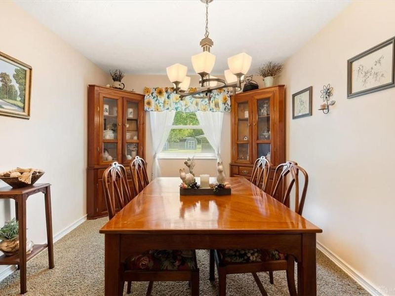 707 Clear Brooke Court, Vandalia, OH 45377 Photo 6