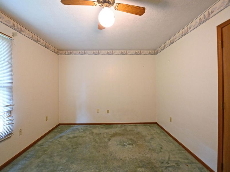 425 Richard , Tipp City, OH 45371 Photo 34