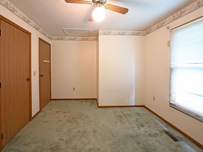 425 Richard , Tipp City, OH 45371 Photo 35