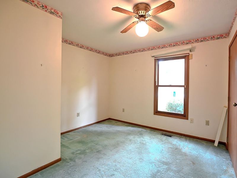 425 Richard , Tipp City, OH 45371 Photo 38