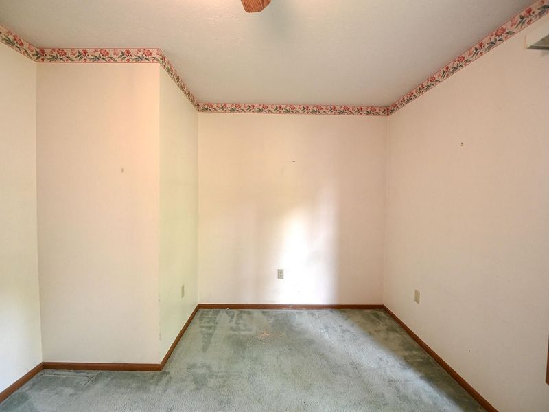 425 Richard , Tipp City, OH 45371 Photo 39