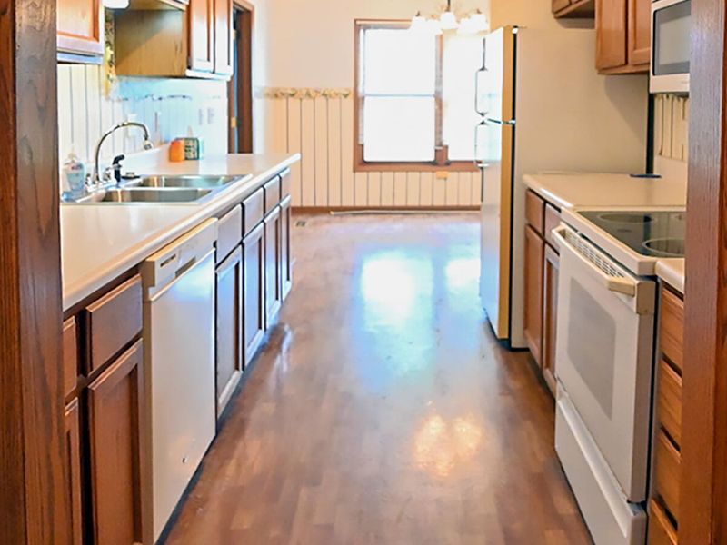 425 Richard , Tipp City, OH 45371 Photo 4