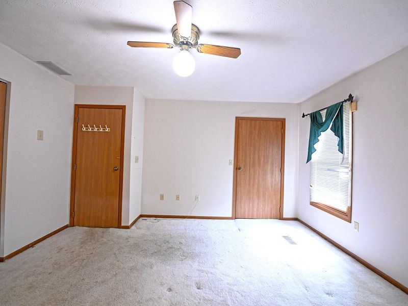 425 Richard , Tipp City, OH 45371 Photo 47