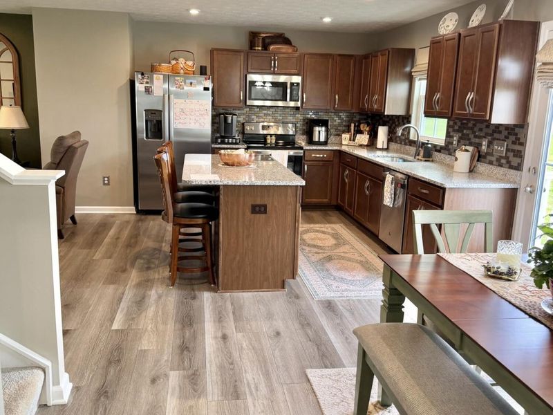 1243 Sir Sidney Court, Sidney, OH 45365 Photo 2