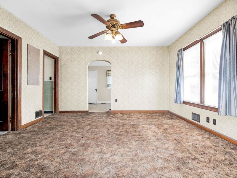 236 W Espy Street, Kenton, OH 43326 Photo 5