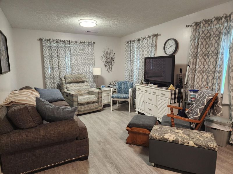 401 E Torrence Street, Belle Center, OH 43310 Photo 6