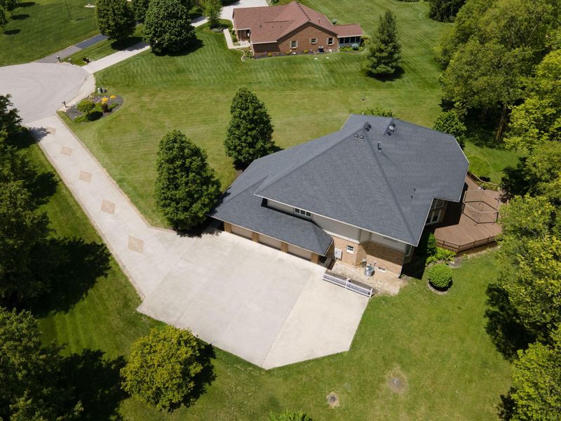 5559 Clover Leaf Drive, Greenville, OH 45331 Photo 16