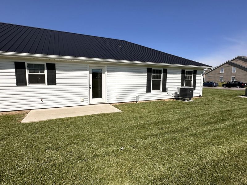 1611 Irene Drive, Unit 21, Bellefontaine, OH 43311 Photo 3