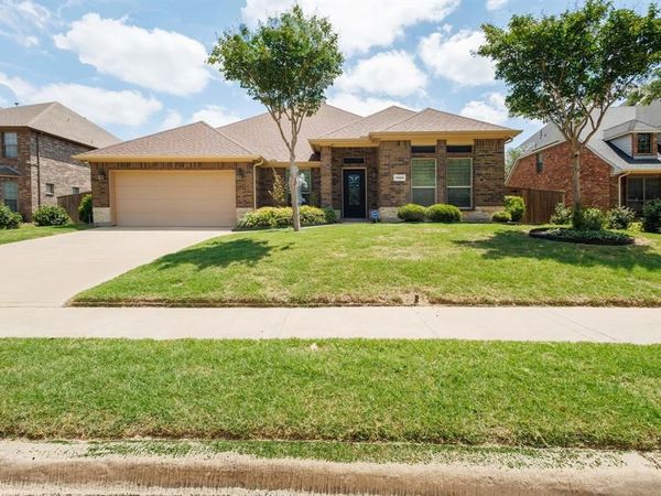 1004 Keats Drive, DeSoto, TX 75115