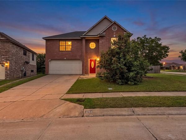 4254 Birch Creek Road, Fort Worth, TX 76244