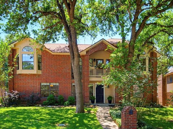 6704 Saddle Ridge Road, Arlington, TX 76016
