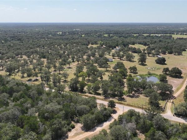 213 Joe Cole Lane, Smithville, TX 78957