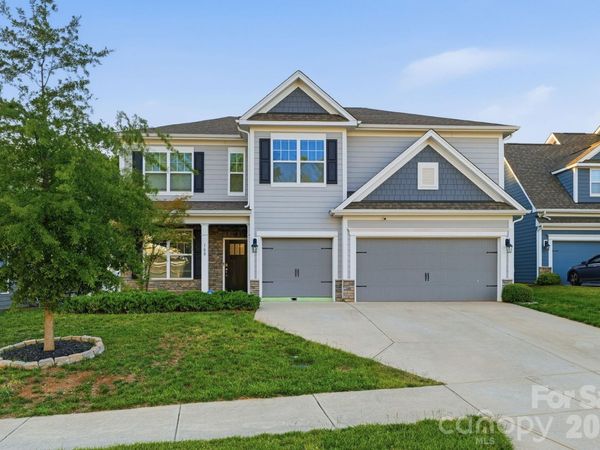 108 W Northstone Road , Mooresville, NC 28115