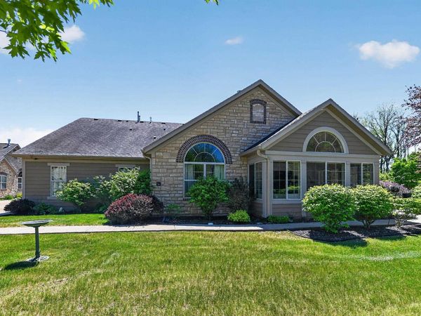 53 Harvest Way, Fitchburg, WI 53711