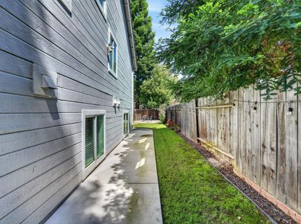 396 Seaton Dr, Folsom, CA 95630 Photo