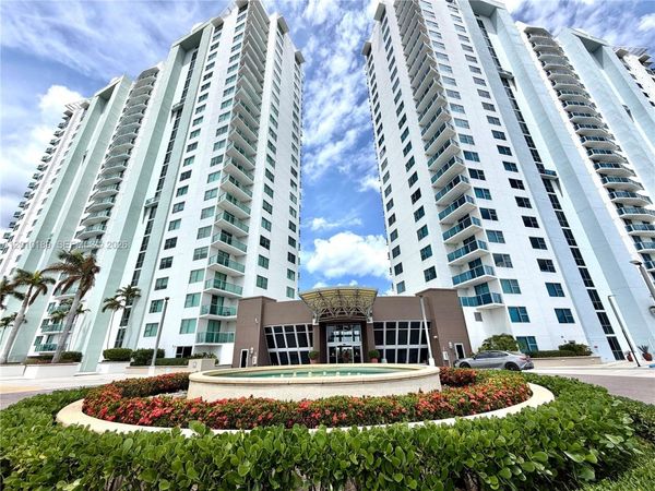 2641 N Flamingo Rd , Unit TH4N, Sunrise, FL 33323
