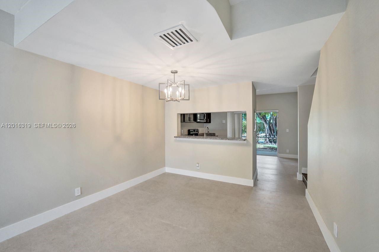 43 Simonton Cir , Weston, FL 33326 Photo