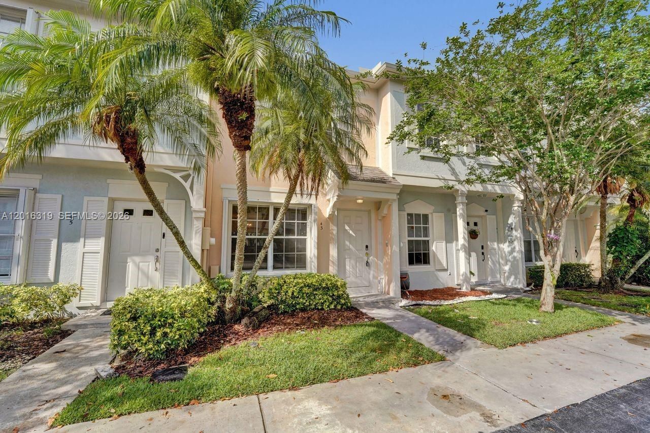 43 Simonton Cir , Weston, FL 33326 Photo