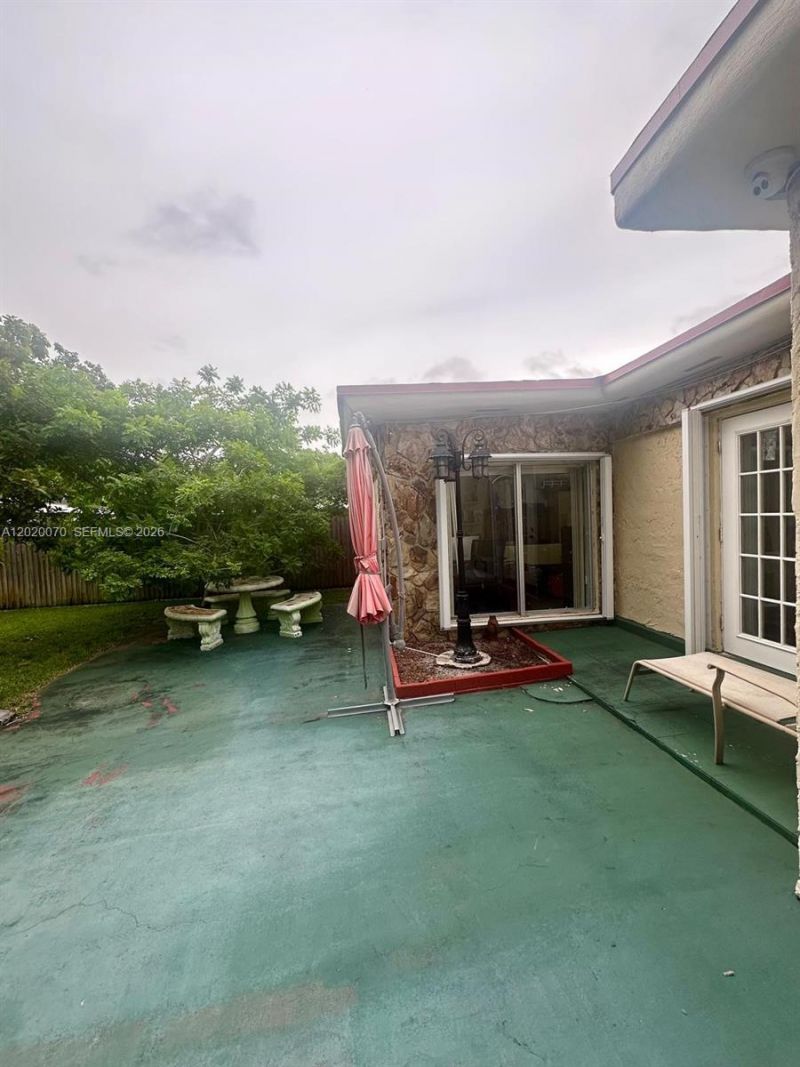 659 W 14th St , Hialeah, FL 33010 Photo