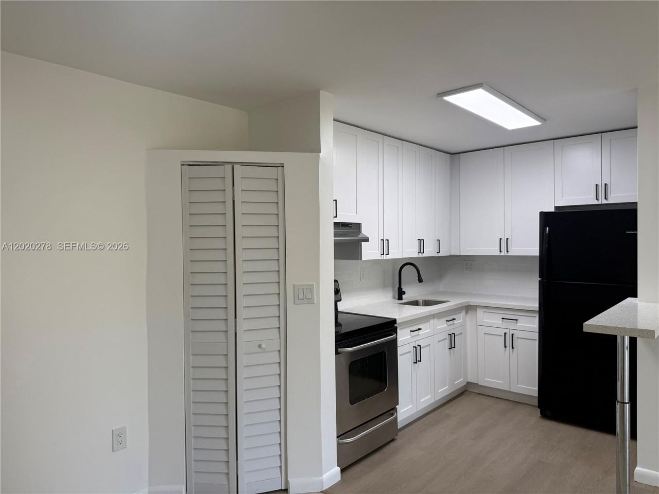 7195 NW 179th St , Hialeah, FL 33015 Photo