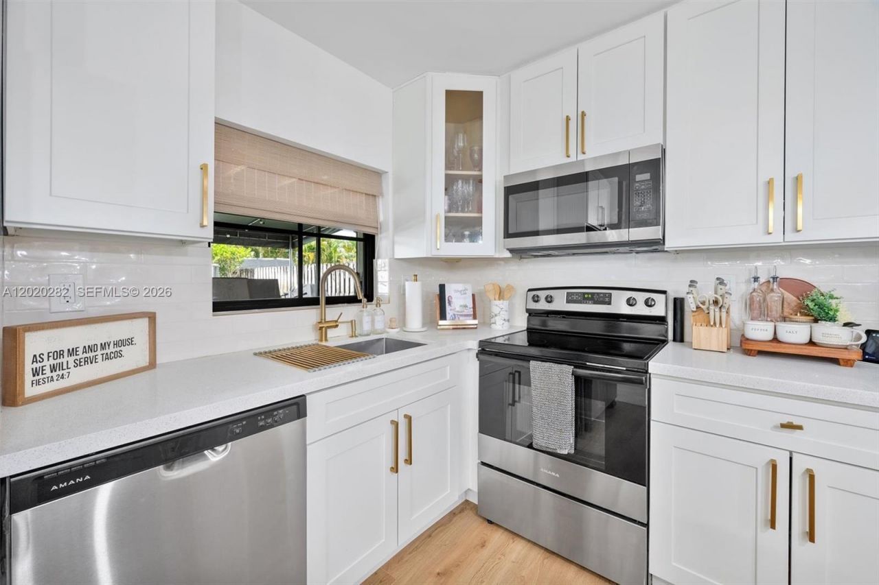 4208 Monroe St , Unit -, Hollywood, FL 33021 Photo