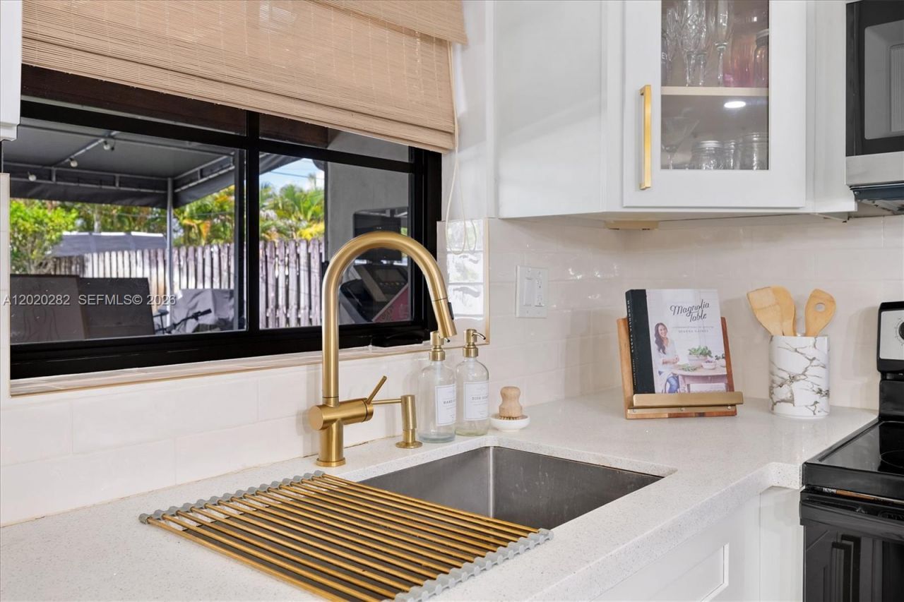 4208 Monroe St , Unit -, Hollywood, FL 33021 Photo