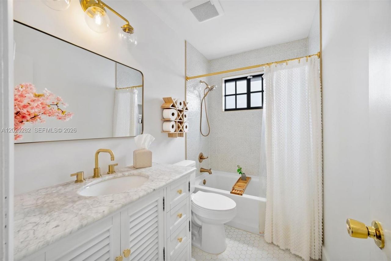 4208 Monroe St , Unit -, Hollywood, FL 33021 Photo