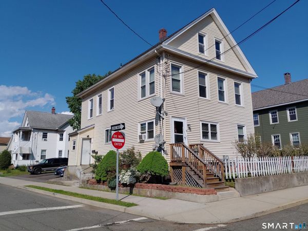 61 Bartlett , Meriden, CT 06451