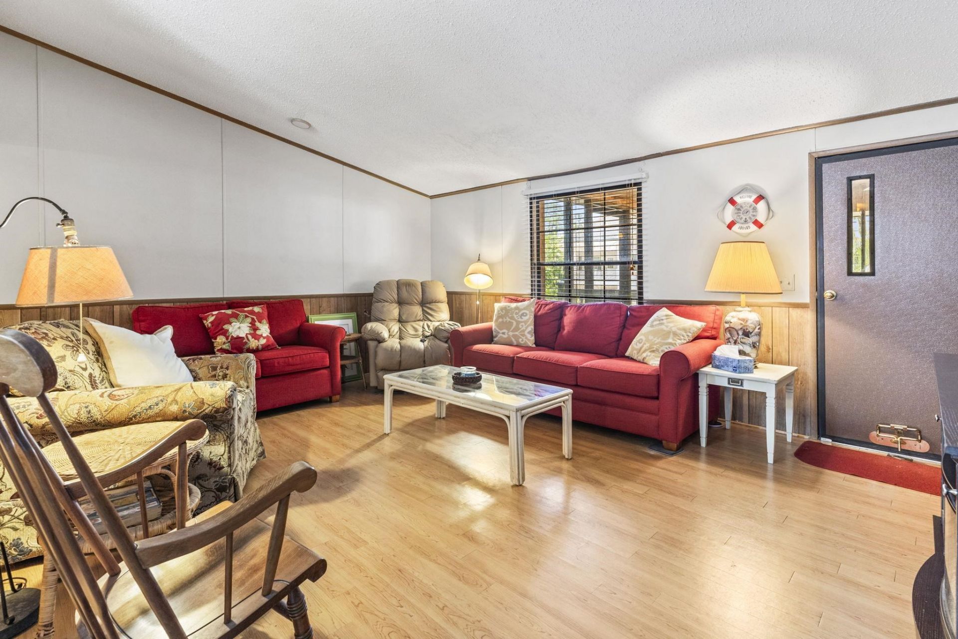 2425 Park St.  Photo 13