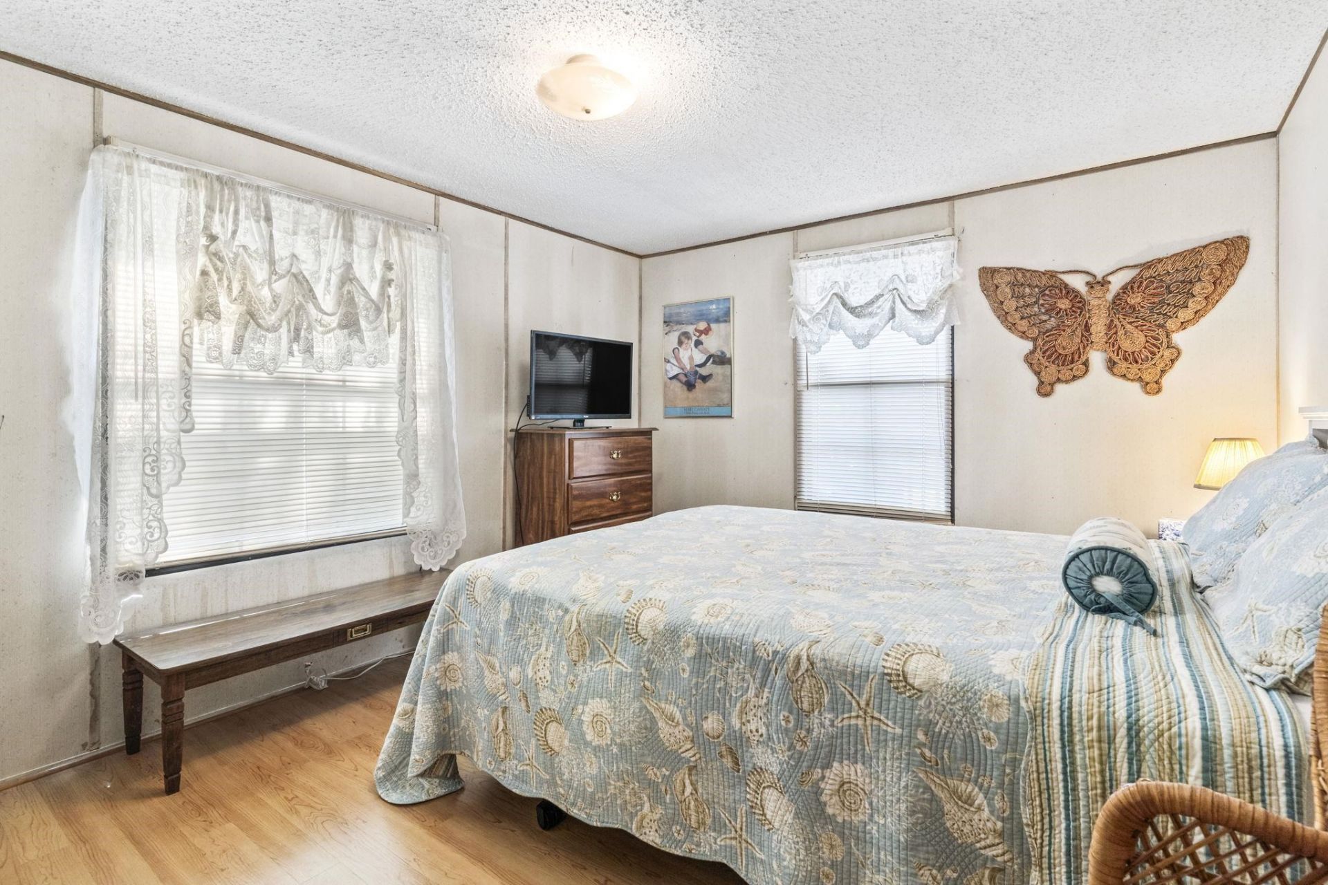 2425 Park St.  Photo 30