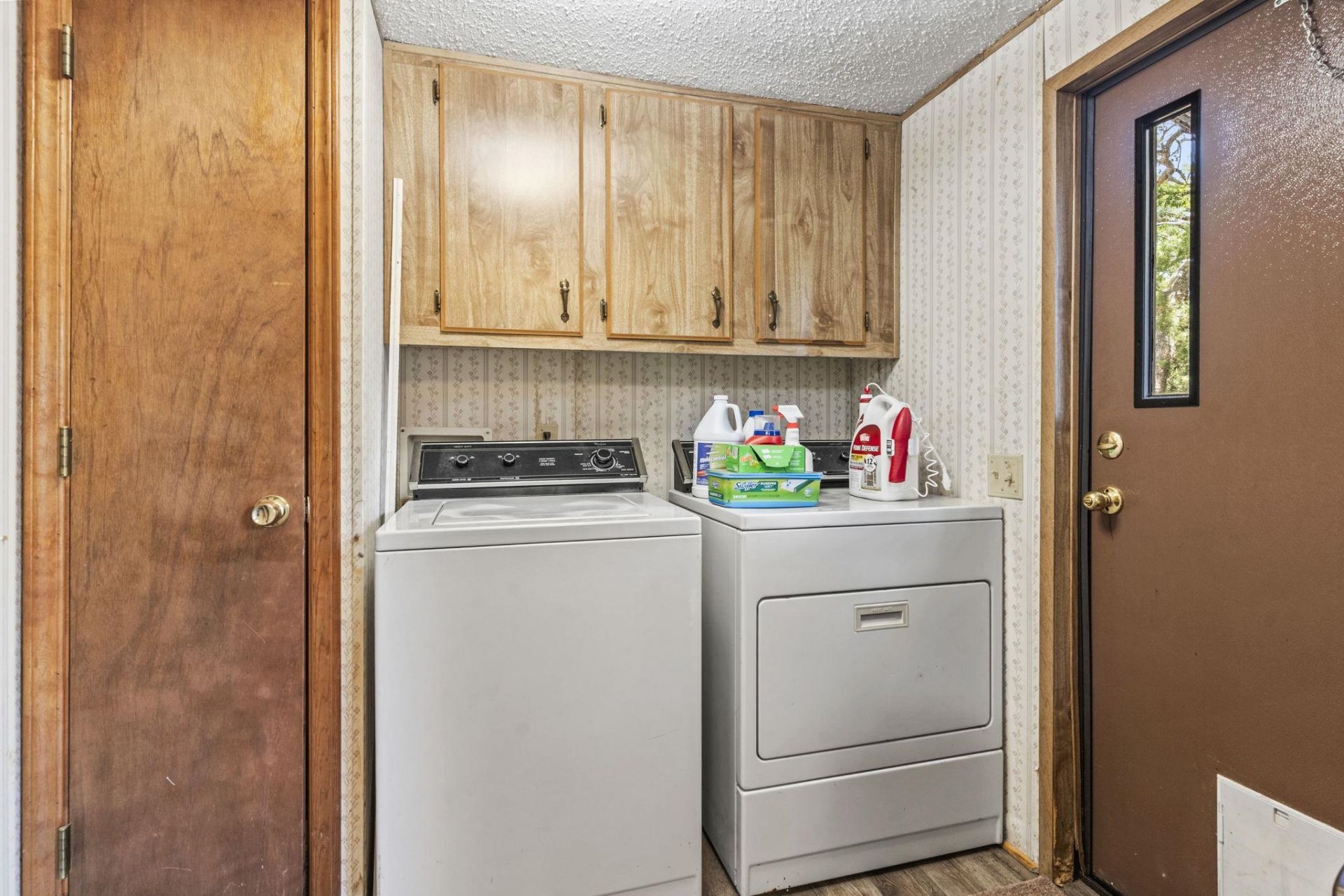 2425 Park St.  Photo 32